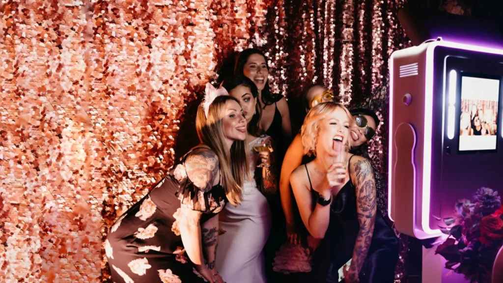 Modern Photo Booth Trends