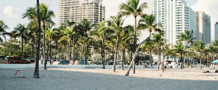 Photo booth rental Miami